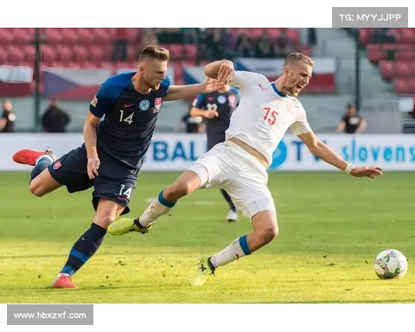 捷克前锋希季尔如何备战欧洲杯展现竞技状态与战术调整